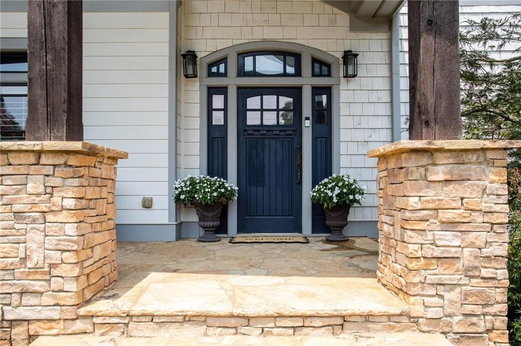 7 bedroom, 8 bathroom, 6,024 sq ft single family residence for sale at 2019 Cambridge Avenue, College Park, GA 30337 — photo 6