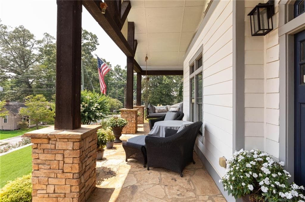 7 bedroom, 8 bathroom, 6,024 sq ft single family residence for sale at 2019 Cambridge Avenue, College Park, GA 30337 — photo 7