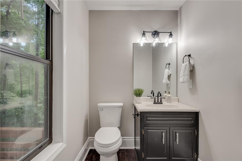 3 bedroom, 4 bathroom, 2,568 sq ft single family residence for rent at 1820 Cedar Cliff Drive, Smyrna, GA 30080 for $3,500 a month — photo 10