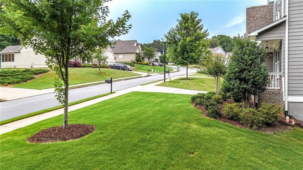 4 bedroom, 3 bathroom, 2,432 sq ft single family residence under contract at 120 Longleaf Drive, Canton, GA 30114 — photo 8