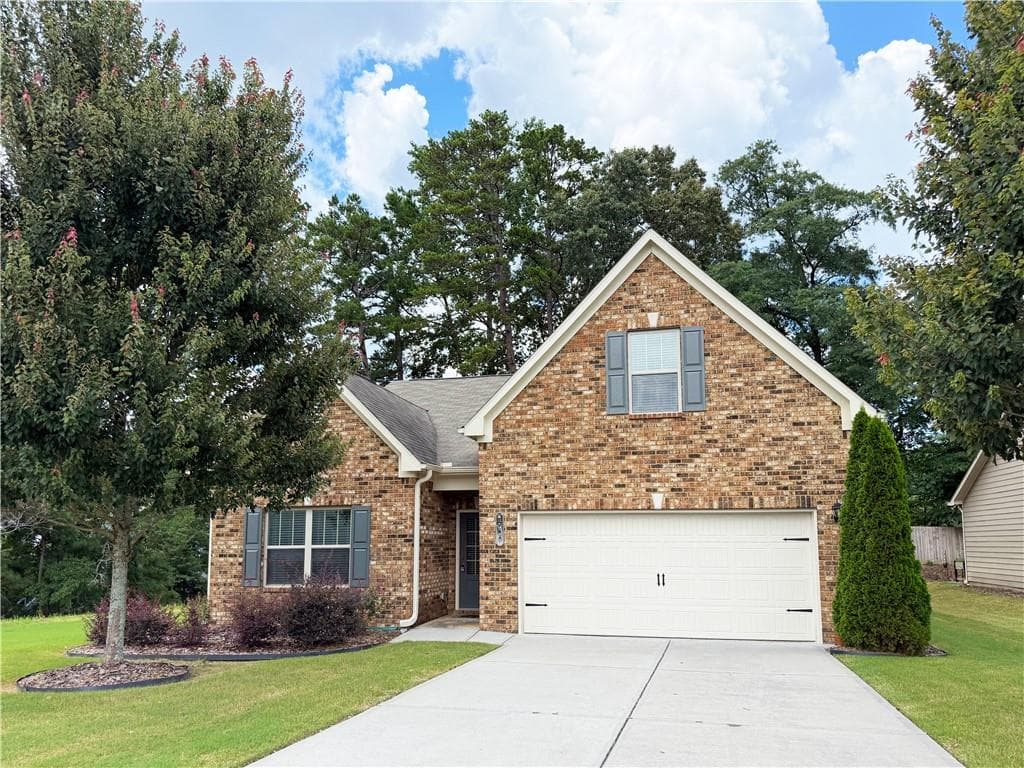 4 bedroom, 3 bathroom, 2,010 sq ft single family residence for sale at 1100 Sycamore Creek Trail, Sugar Hill, GA 30518 — photo 2