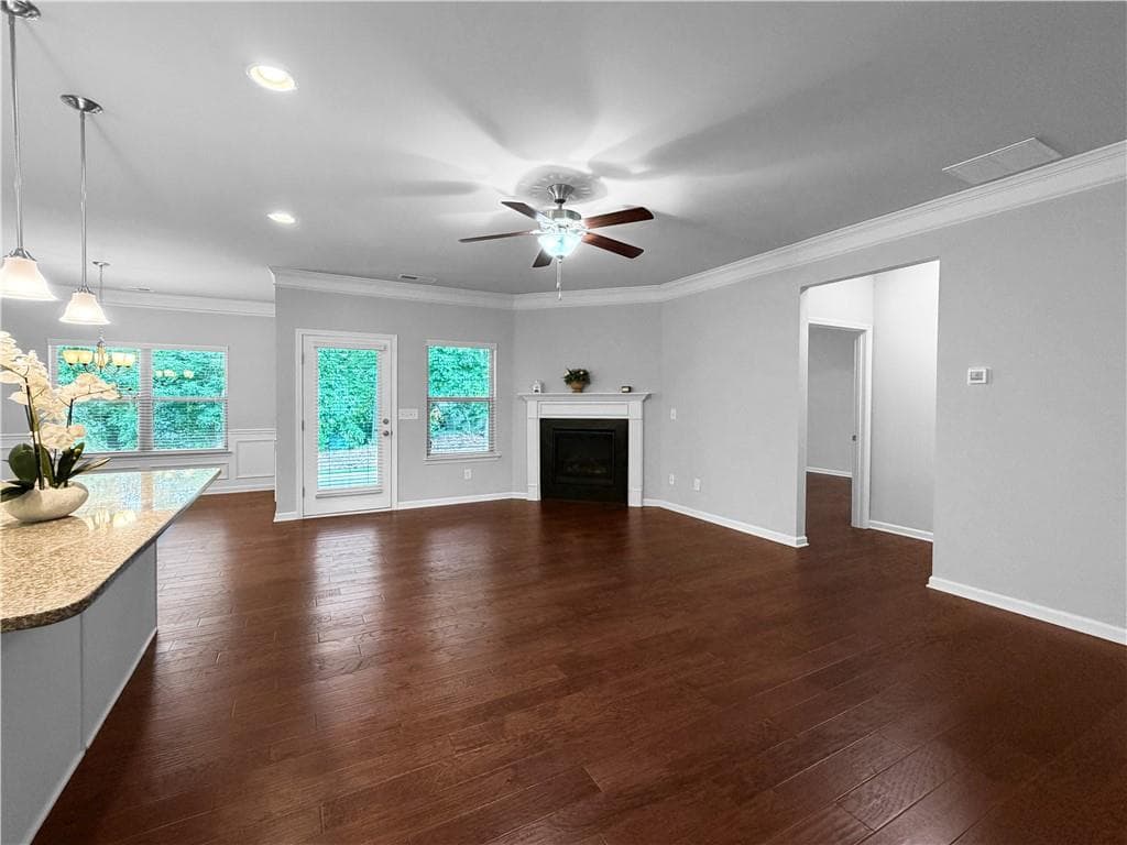 4 bedroom, 3 bathroom, 2,010 sq ft single family residence for sale at 1100 Sycamore Creek Trail, Sugar Hill, GA 30518 — photo 5