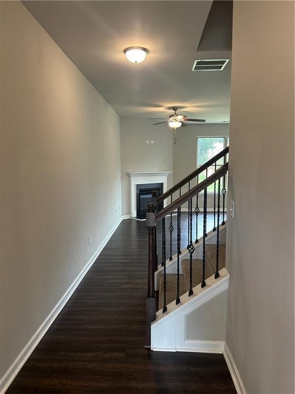 4 bedroom, 3 bathroom, 1,670 sq ft townhouse for sale at 3701 Prospect Point Drive, Gillsville, GA 30566 — photo 3