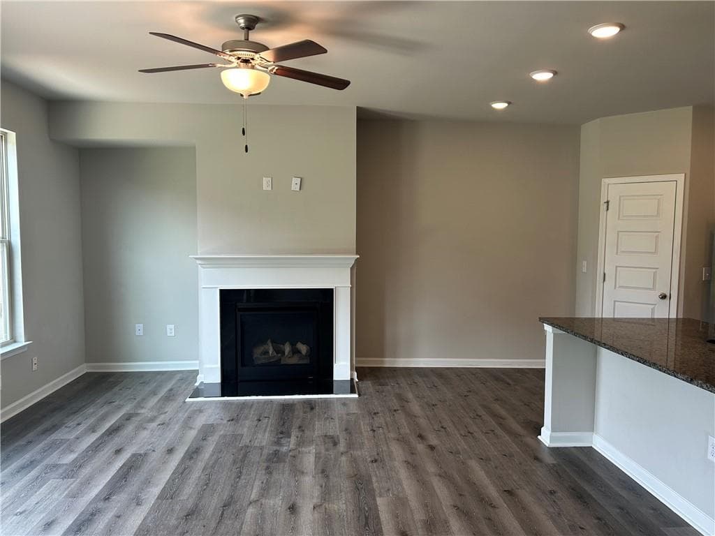 4 bedroom, 3 bathroom, 1,864 sq ft townhouse for sale at 3685 Prospect Point Drive, Gillsville, GA 30566 — photo 10