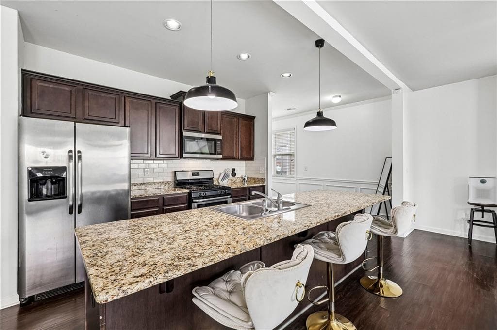 3 bedroom, 3 bathroom, 1,868 sq ft single family residence for sale at 2503 Oakleaf Ridge, Lithonia, GA 30058 — photo 8