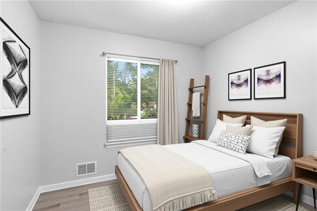 4 bedroom, 2 bathroom, 1,797 sq ft single family residence for sale at 8862 Raven Drive, Jonesboro, GA 30238 — photo 7
