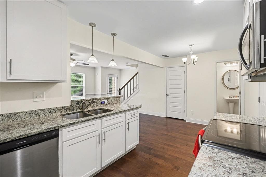3 bedroom, 3 bathroom, 1,464 sq ft townhouse for sale at 5960 Garden Circle, Douglasville, GA 30135 — photo 10