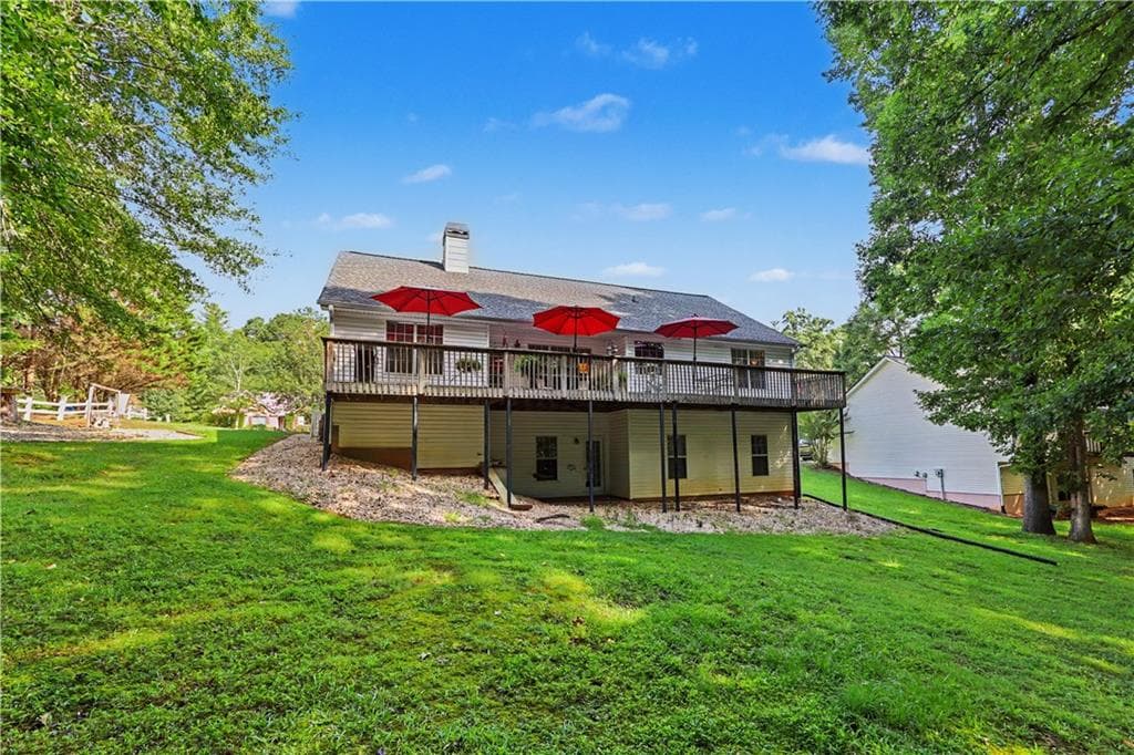3 bedroom, 2 bathroom, 1,725 sq ft single family residence for sale at 808 Monte Lane, Jefferson, GA 30549 — photo 2