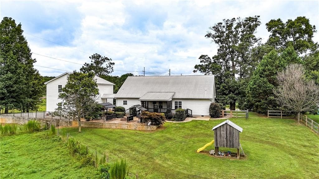 4 bedroom, 4 bathroom, 4,308 sq ft single family residence for sale at 30 Sullins Road, Cartersville, GA 30121 — photo 8