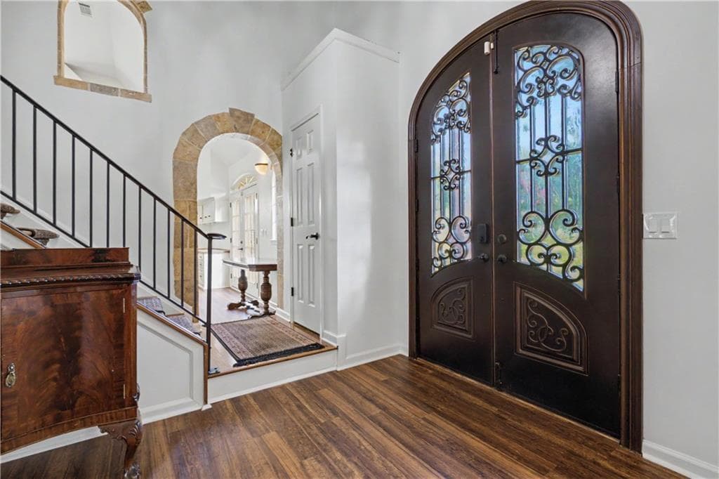 4 bedroom, 3 bathroom, 3,234 sq ft single family residence for sale at 360 Oak Terrace, Alpharetta, GA 30009 — photo 6