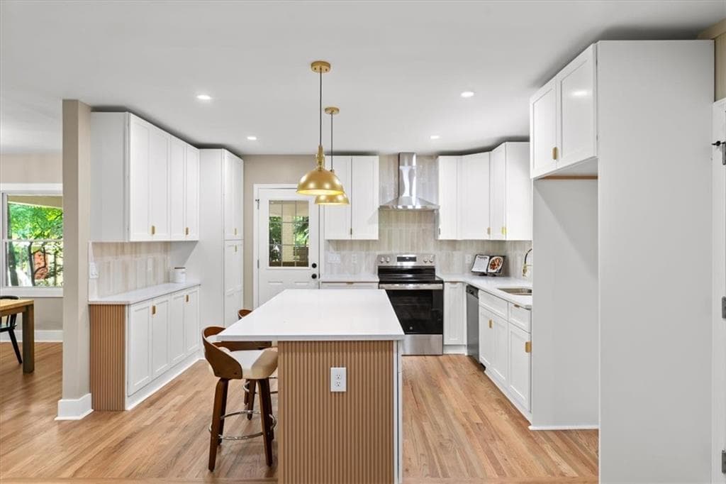 5 bedroom, 3 bathroom, 2,940 sq ft single family residence under contract at 1522 Wilson Circle, Marietta, GA 30064 — photo 5