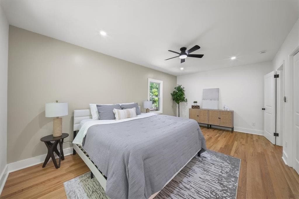 5 bedroom, 3 bathroom, 2,940 sq ft single family residence under contract at 1522 Wilson Circle, Marietta, GA 30064 — photo 9