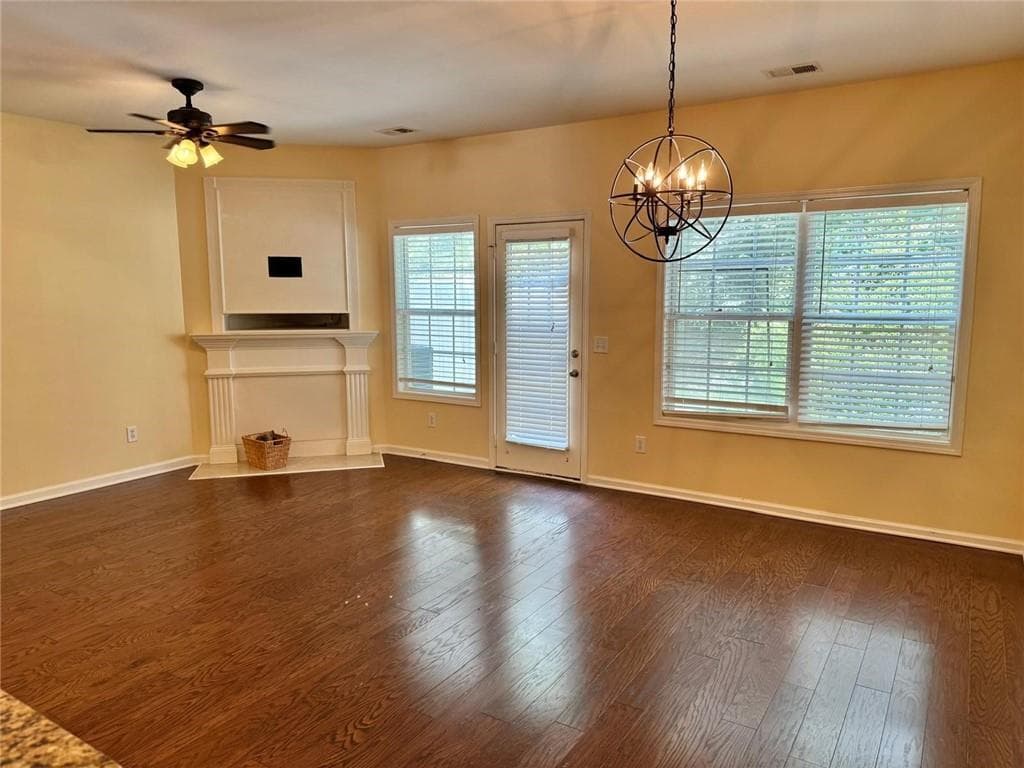 3 bedroom, 3 bathroom, 1,660 sq ft townhouse for rent at 6418 Mossy Oak Landing, Braselton, GA 30517 for $1,750 a month — photo 2