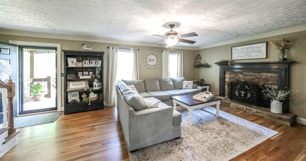 4 bedroom, 4 bathroom, 2,635 sq ft single family residence for sale at 9001 E Carroll Road, Winston, GA 30187 — photo 4