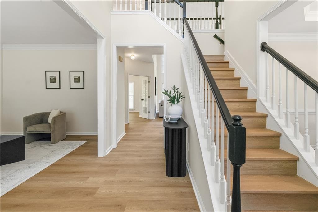 4 bedroom, 3 bathroom, 3,060 sq ft single family residence for sale at 12350 Clairmonte Avenue, Alpharetta, GA 30009 — photo 3