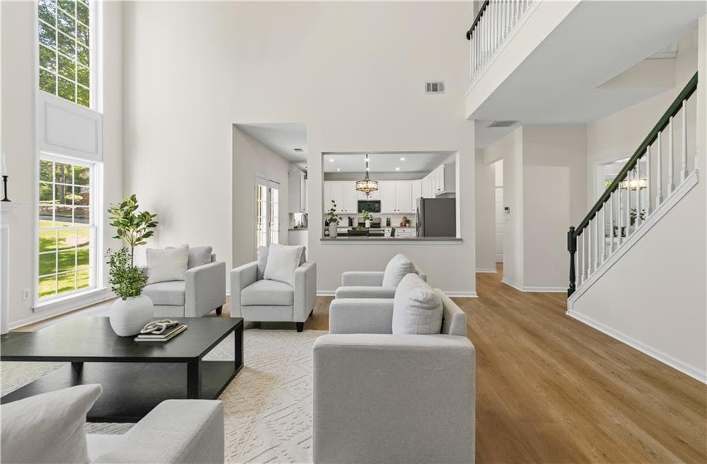 4 bedroom, 3 bathroom, 3,060 sq ft single family residence for sale at 12350 Clairmonte Avenue, Alpharetta, GA 30009 — photo 6
