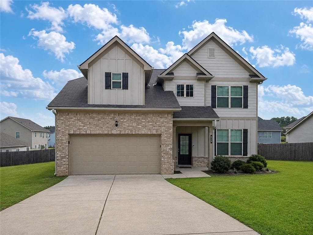 4 bedroom, 3 bathroom, 2,146 sq ft single family residence for sale at 515 McGinnis Circle, Calhoun, GA 30701