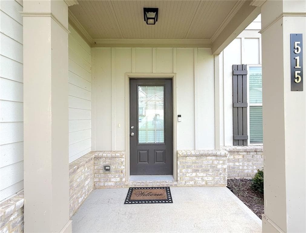 4 bedroom, 3 bathroom, 2,146 sq ft single family residence for sale at 515 McGinnis Circle, Calhoun, GA 30701 — photo 3