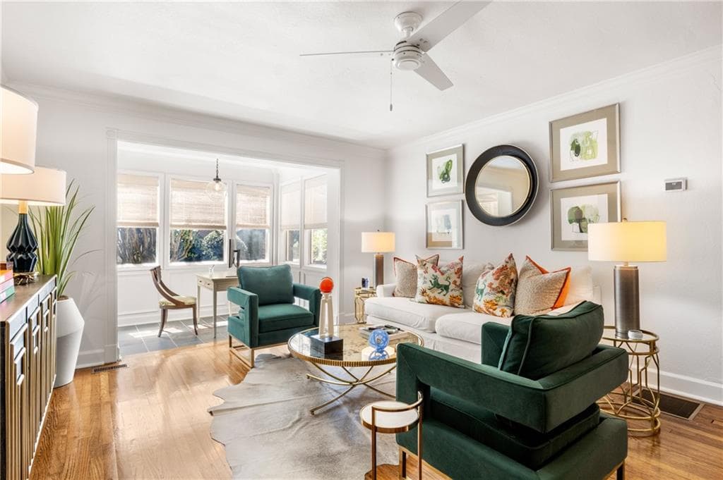2 bedroom, 1 bathroom, 1,077 sq ft condominium sold at 115 Peachtree Memorial Drive D1, Atlanta, GA 30309