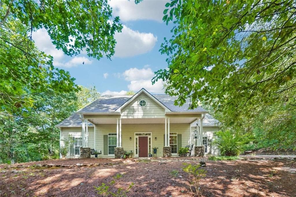3 bedroom, 3 bathroom, 1,917 sq ft single family residence for sale at 119 Pebble Creek Lane, Alto, GA 30510 — photo 5