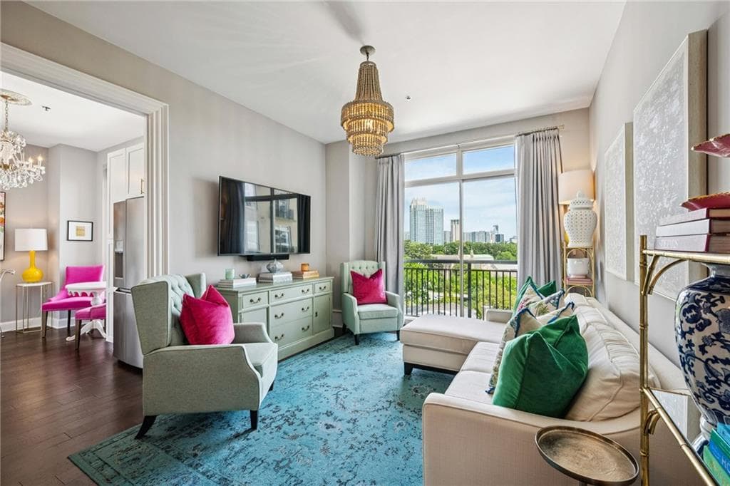 2 bedroom, 2 bathroom, 1,364 sq ft condominium under contract at 2626 Peachtree Road 1104, Atlanta, GA 30305