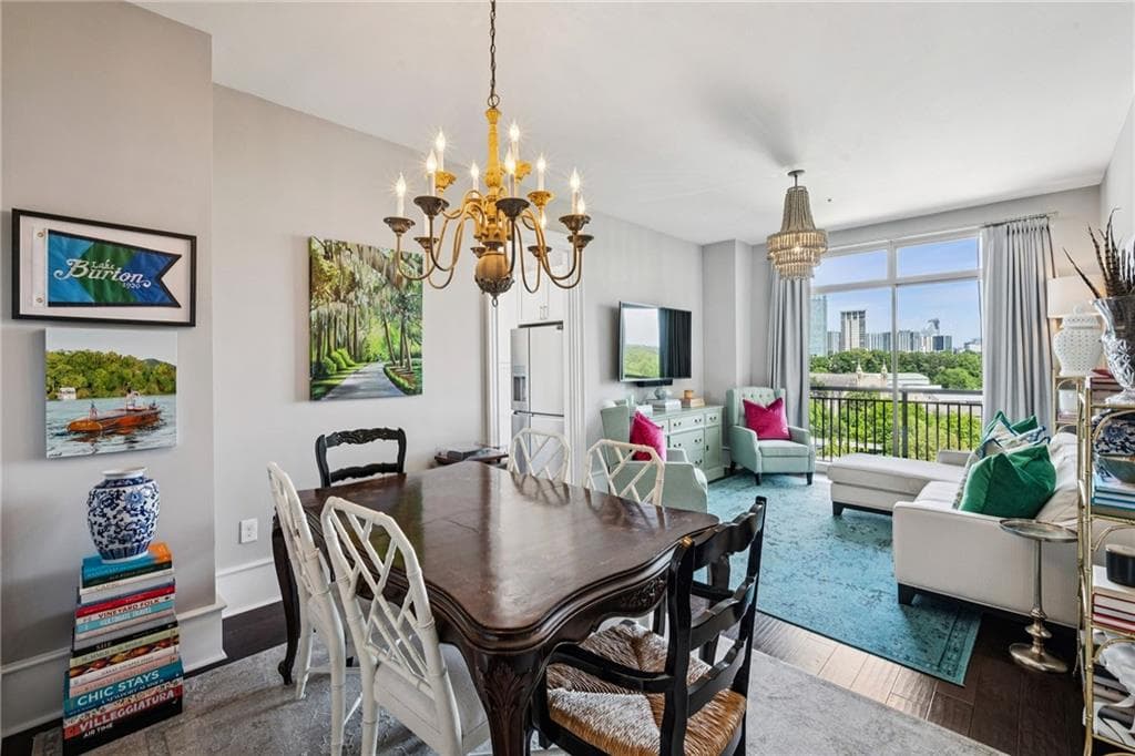 2 bedroom, 2 bathroom, 1,364 sq ft condominium under contract at 2626 Peachtree Road 1104, Atlanta, GA 30305 — photo 3