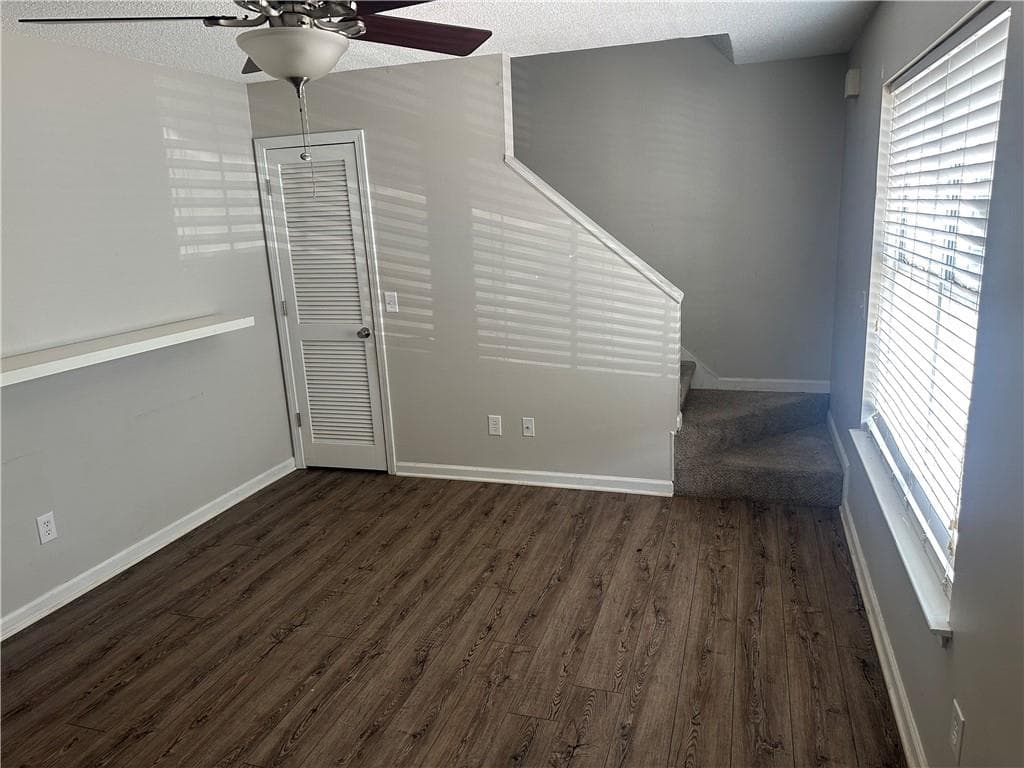 2 bedroom, 2 bathroom, 1,008 sq ft townhouse for sale at 303 Iron Belt Court, Cartersville, GA 30120 — photo 4