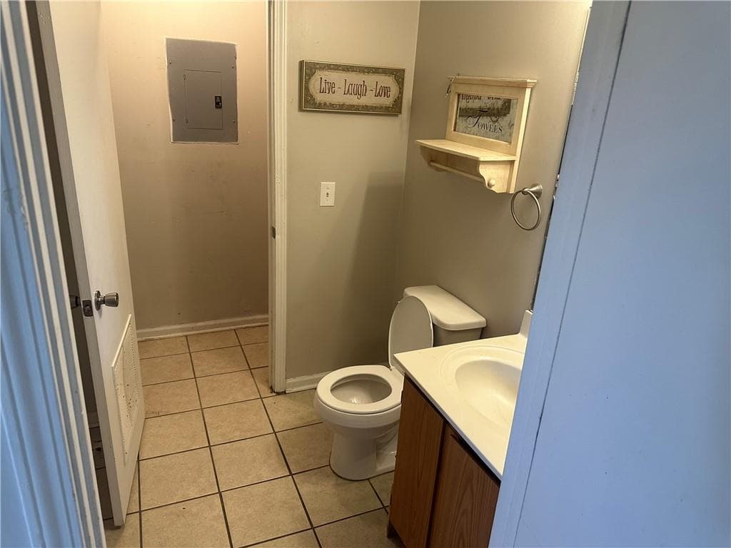2 bedroom, 2 bathroom, 1,008 sq ft townhouse for sale at 303 Iron Belt Court, Cartersville, GA 30120 — photo 10