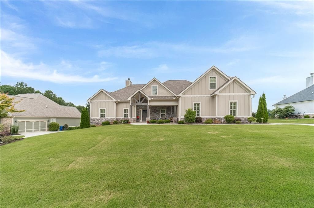 4 bedroom, 4 bathroom, 2,836 sq ft single family residence under contract at 2465 St Martin Way, Monroe, GA 30656 — photo 4