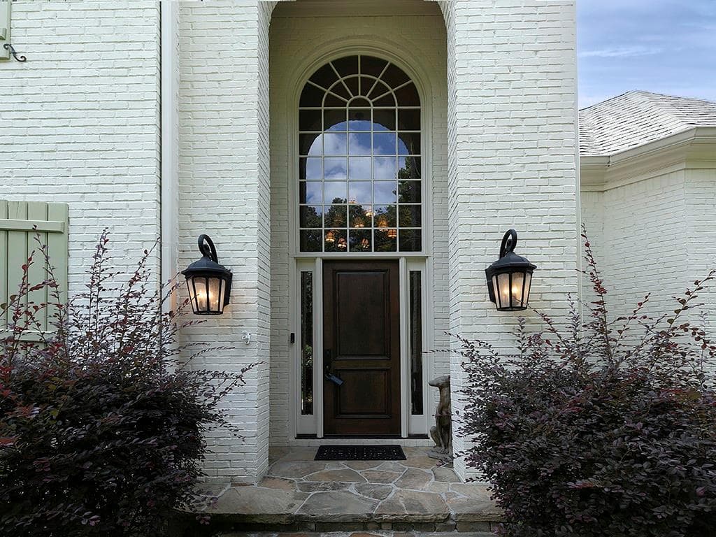 6 bedroom, 8 bathroom, 6,847 sq ft single family residence for sale at 665 Falls Lake Drive, Johns Creek, GA 30022 — photo 3