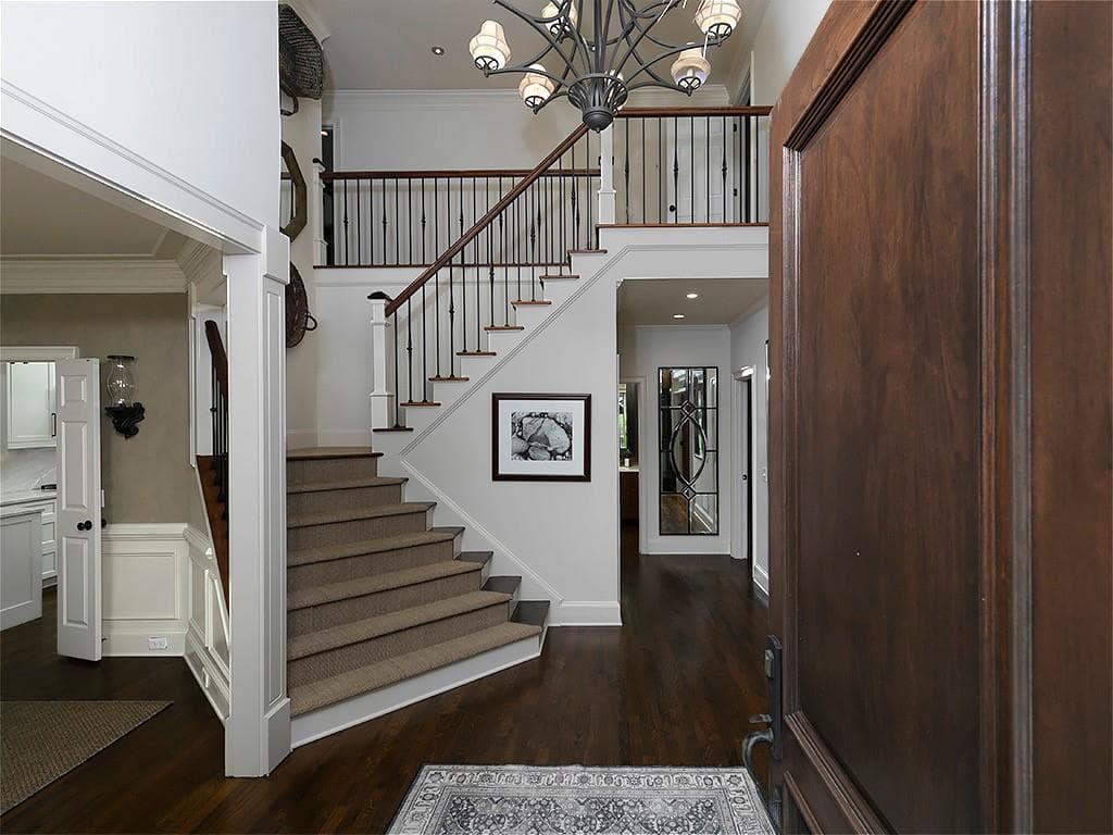 6 bedroom, 8 bathroom, 6,847 sq ft single family residence for sale at 665 Falls Lake Drive, Johns Creek, GA 30022 — photo 5