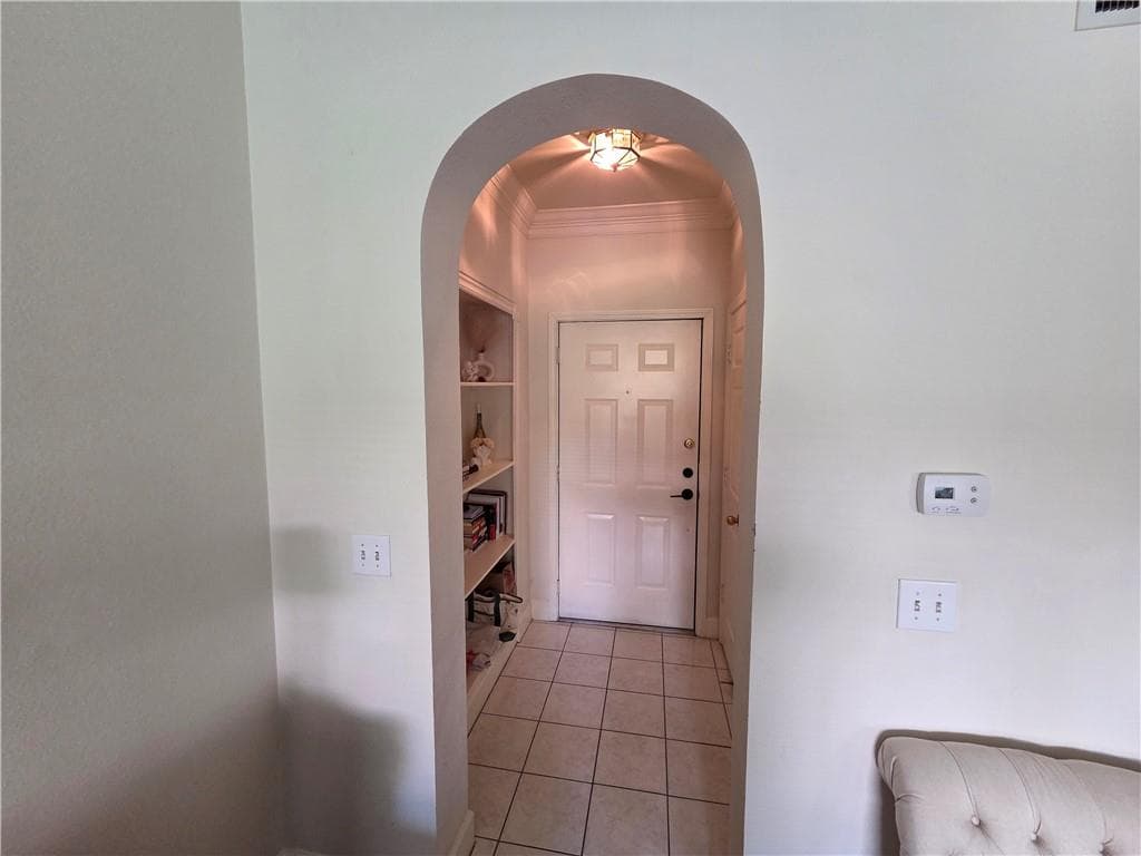 1 bedroom, 1 bathroom, 903 sq ft condominium for rent at 3777 Peachtree Road 1035, Atlanta, GA 30319 for $1,595 a month — photo 2