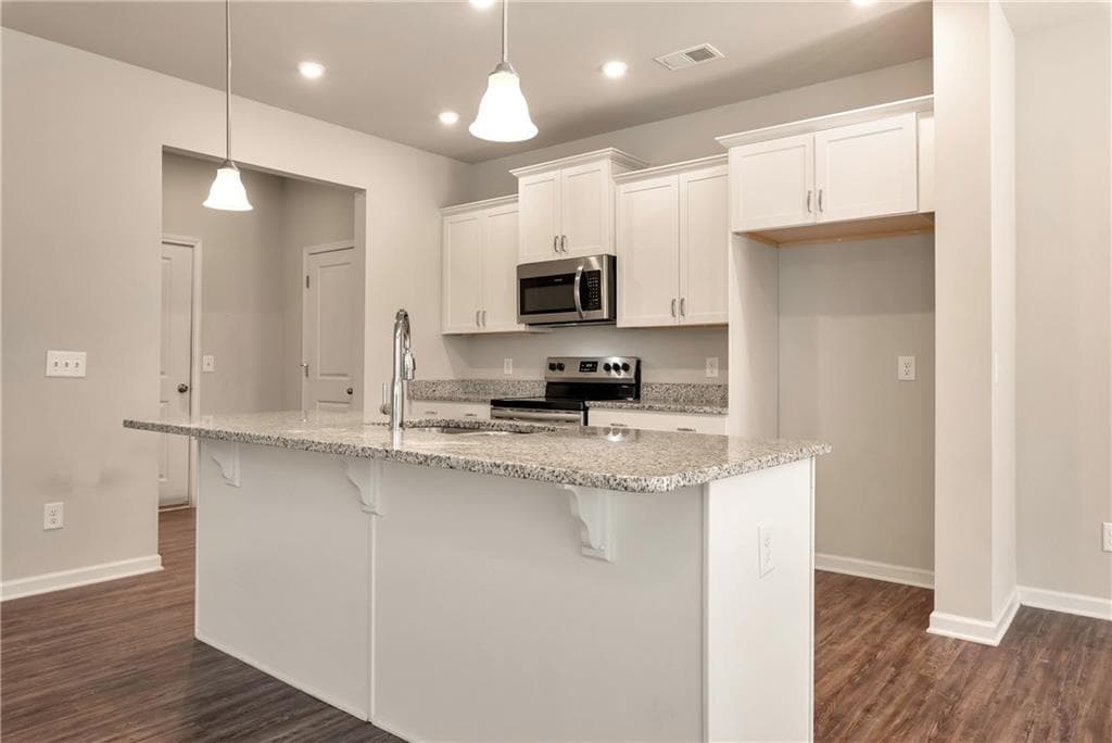 3 bedroom, 3 bathroom, 2,094 sq ft townhouse for sale at 157 Inman Drive, Canton, GA 30114 — photo 6