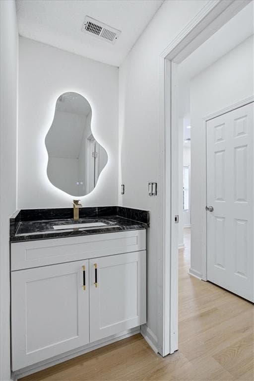 2 bedroom, 3 bathroom, 1,584 sq ft townhouse under contract at 2255 Bigwood Trail, Atlanta, GA 30349 — photo 10