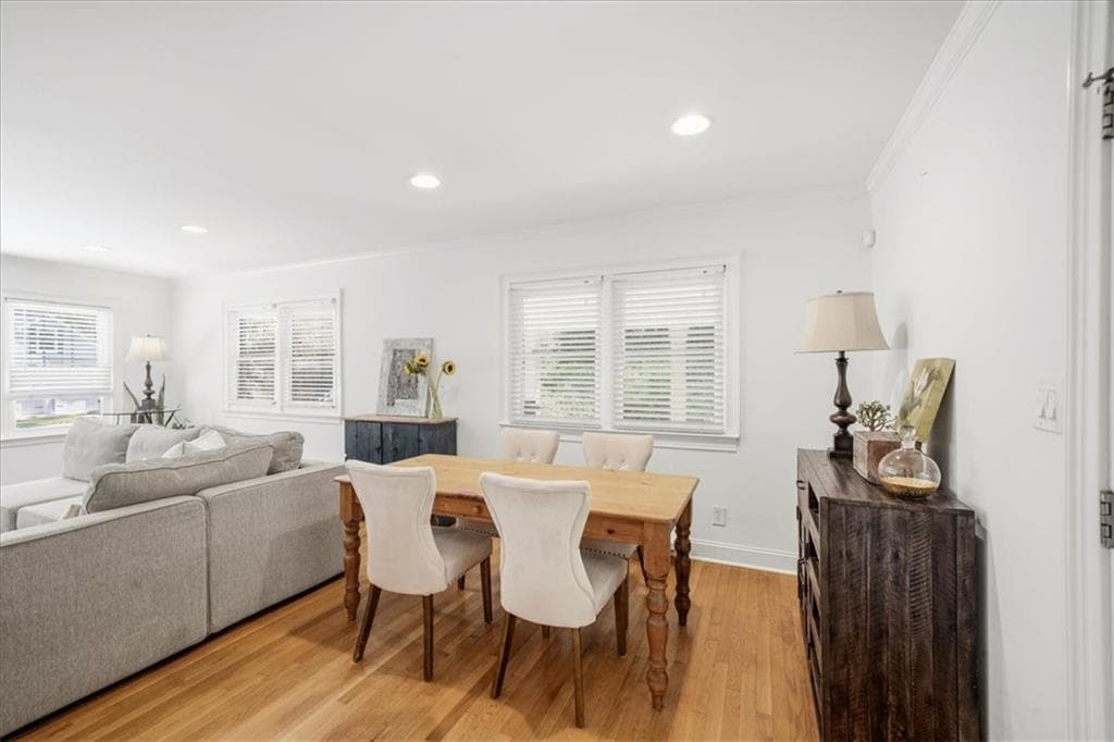 2 bedroom, 2 bathroom, 1,302 sq ft single family residence for sale at 31 W Belle Isle Road, Sandy Springs, GA 30342 — photo 8