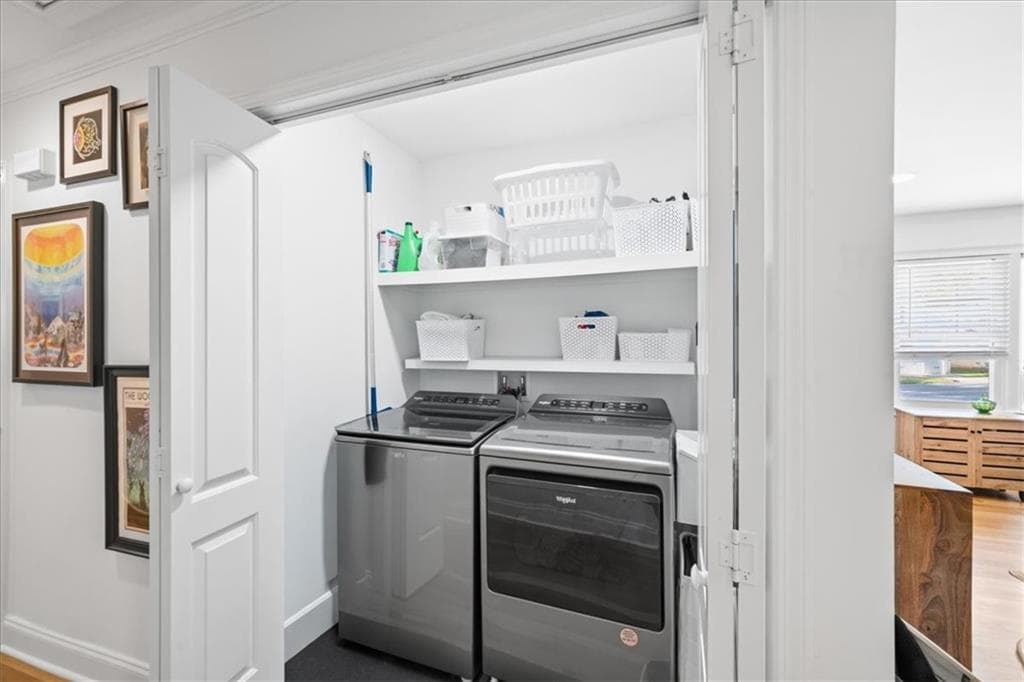 2 bedroom, 2 bathroom, 1,302 sq ft single family residence for sale at 31 W Belle Isle Road, Sandy Springs, GA 30342 — photo 9