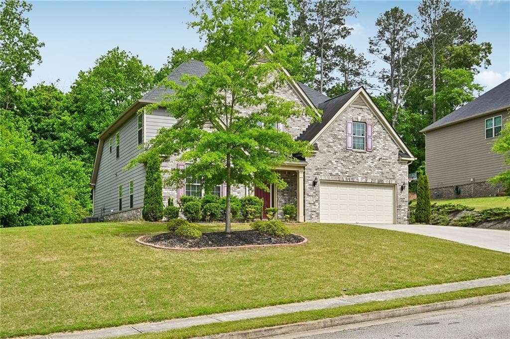 4 bedroom, 4 bathroom, 3,290 sq ft single family residence under contract at 128 Delwood Drive, Mcdonough, GA 30252 — photo 2