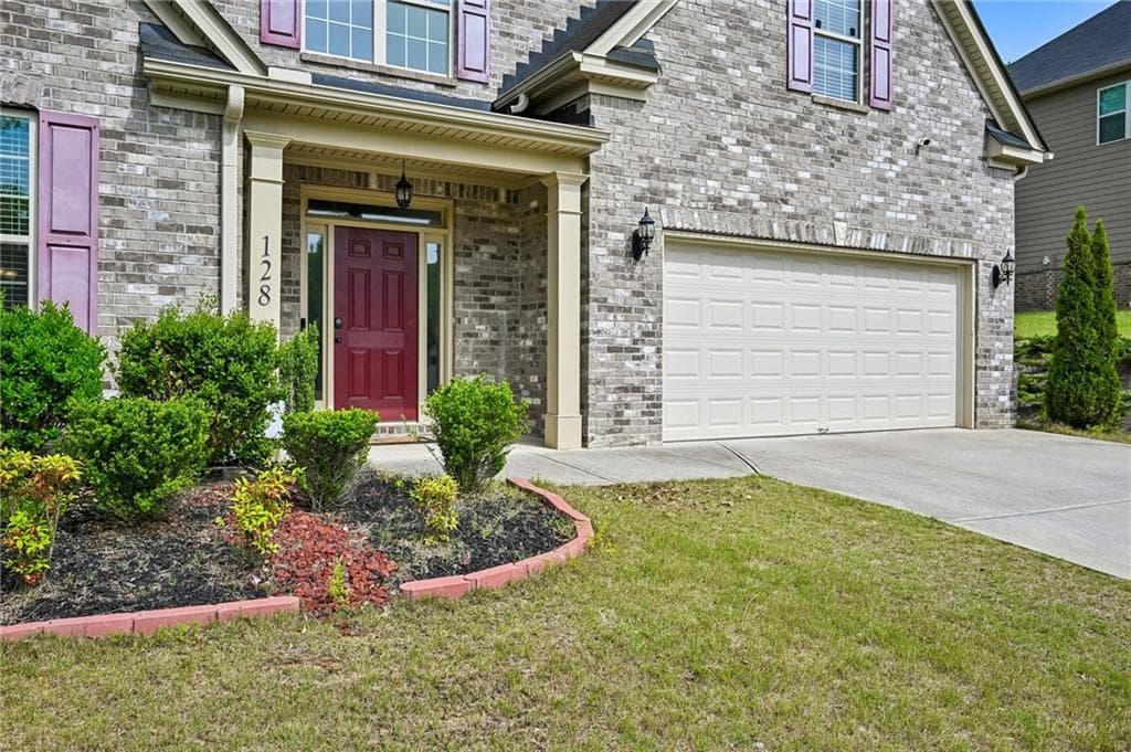 4 bedroom, 4 bathroom, 3,290 sq ft single family residence under contract at 128 Delwood Drive, Mcdonough, GA 30252 — photo 4