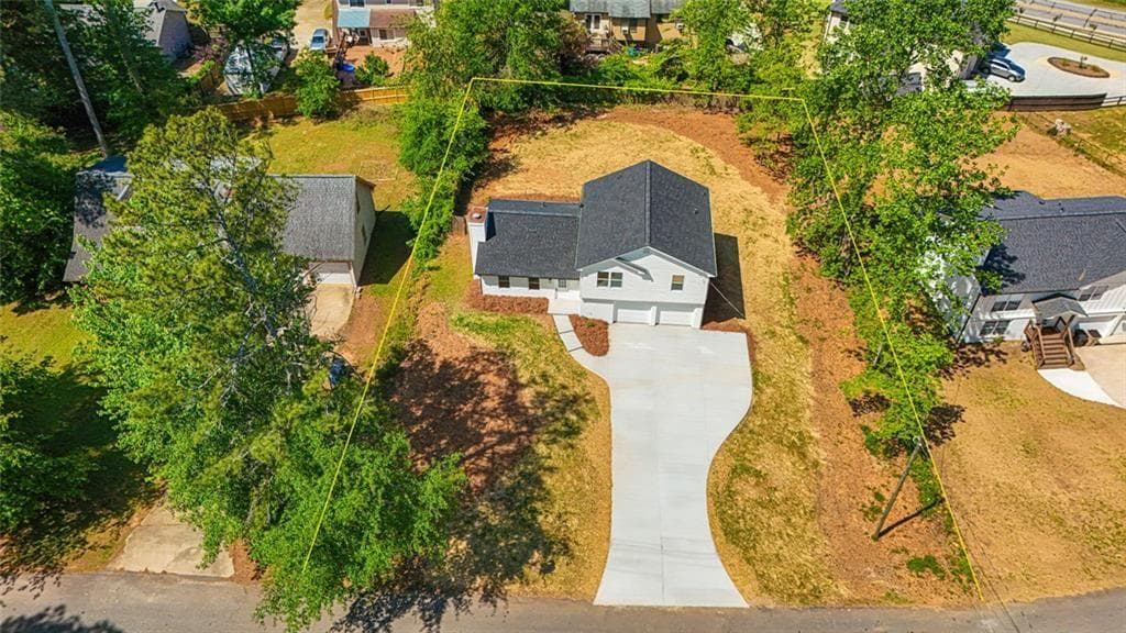 3 bedroom, 2 bathroom, 1,288 sq ft single family residence for sale at 4084 Dollar Circle, Suwanee, GA 30024 — photo 4