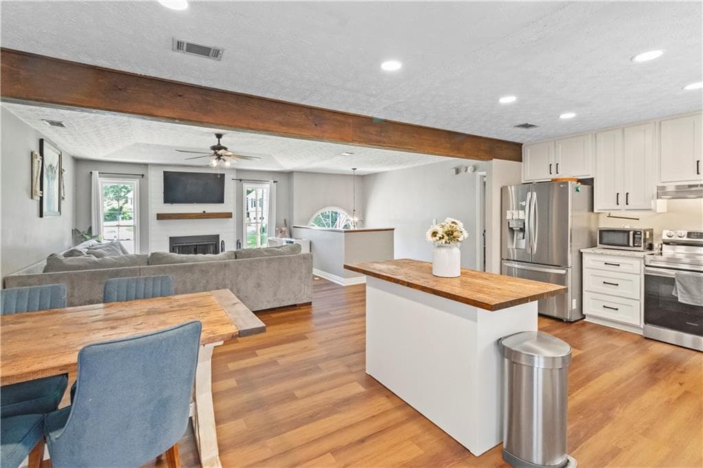 4 bedroom, 3 bathroom, 3,144 sq ft single family residence for sale at 1476 Chateau Circle, Lawrenceville, GA 30043 — photo 10