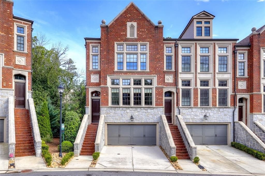 3 bedroom, 4 bathroom, 2,998 sq ft townhouse for rent at 1317 Dover Circle, Brookhaven, GA 30319 for $5,495 a month — photo 1 of 40