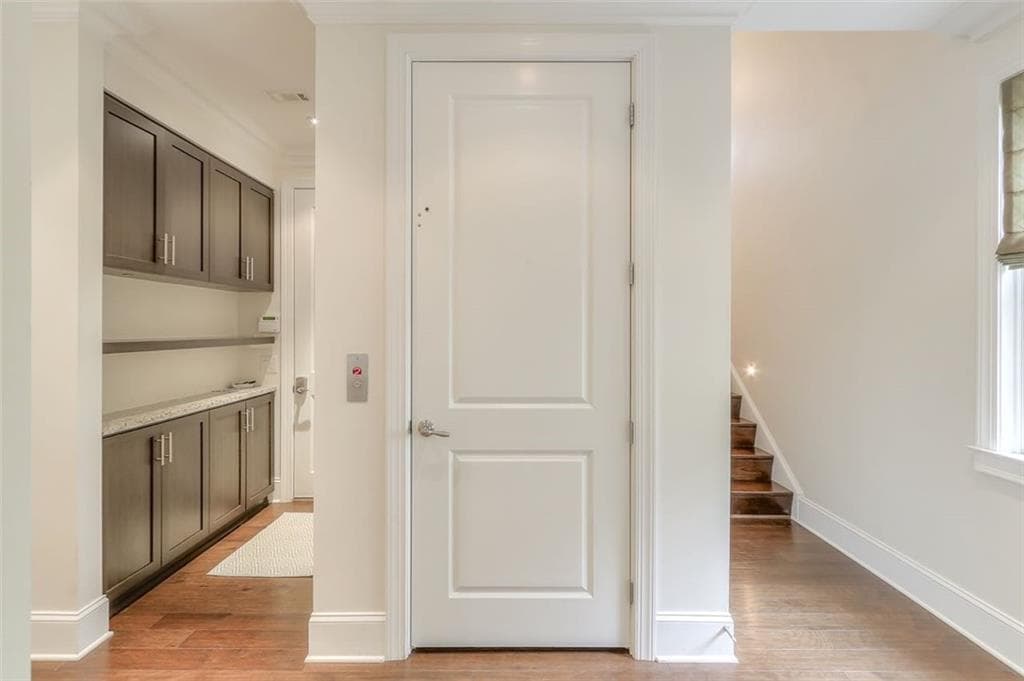 3 bedroom, 4 bathroom, 2,998 sq ft townhouse for rent at 1317 Dover Circle, Brookhaven, GA 30319 for $5,495 a month — photo 5