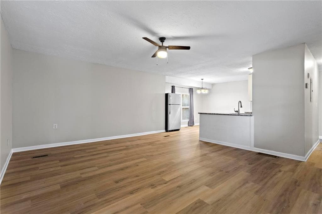 3 bedroom, 2 bathroom, 1,560 sq ft single family residence for sale at 2255 Hunt Road, Douglasville, GA 30135 — photo 4
