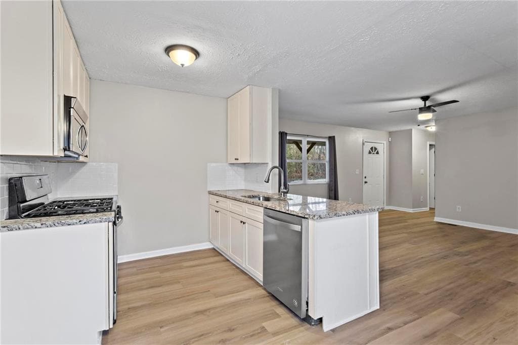 3 bedroom, 2 bathroom, 1,560 sq ft single family residence for sale at 2255 Hunt Road, Douglasville, GA 30135 — photo 8