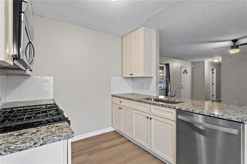 3 bedroom, 2 bathroom, 1,560 sq ft single family residence for sale at 2255 Hunt Road, Douglasville, GA 30135 — photo 9