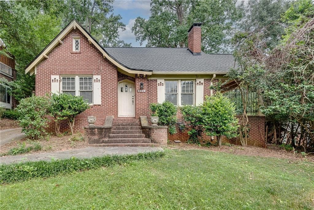 3 bedroom, 2 bathroom, 1,865 sq ft single family residence for rent at 1424 Emory Road, Atlanta, GA 30306 for $3,500 a month — photo 8
