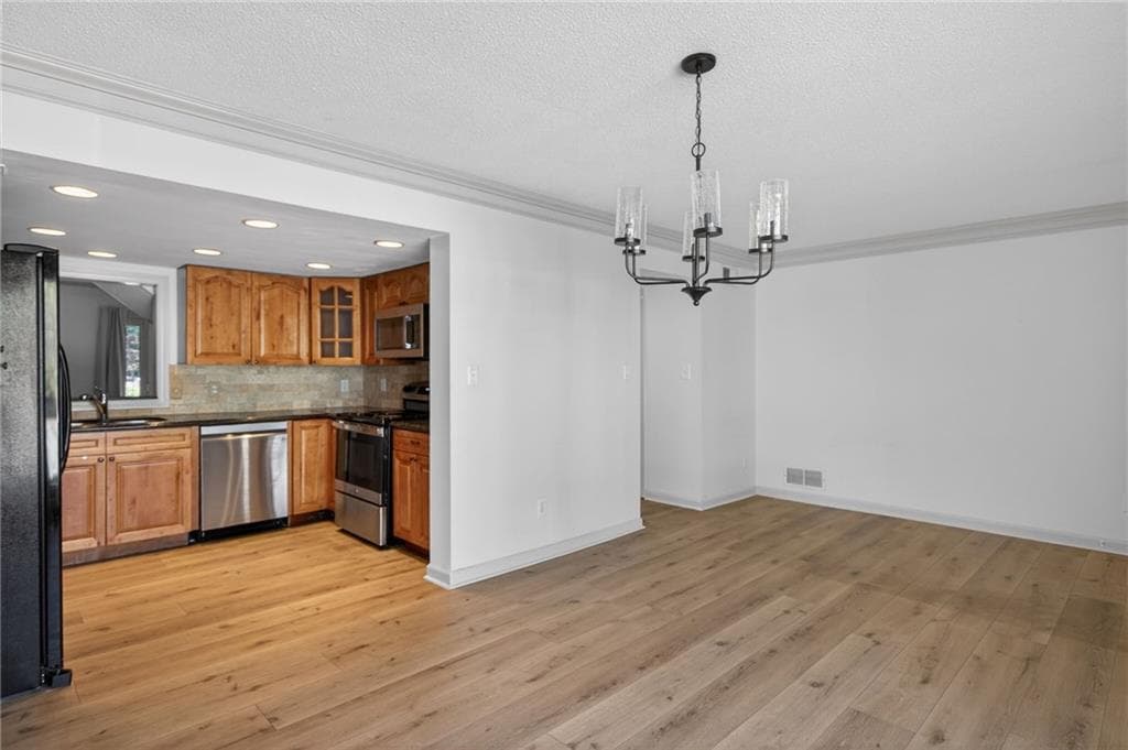 3 bedroom, 4 bathroom, 1,812 sq ft condominium for rent at 1 Fairway Drive, Kennesaw, GA 30144 for $2,000 a month — photo 5