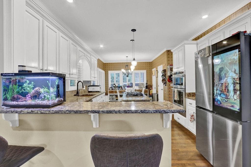 5 bedroom, 5 bathroom, 4,094 sq ft single family residence for sale at 1110 Sheridan Way, Gainesville, GA 30506 — photo 8