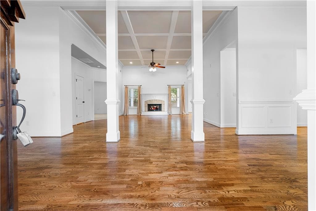 4 bedroom, 4 bathroom, 2,943 sq ft single family residence for sale at 210 Misty Grove Drive, Loganville, GA 30052 — photo 4