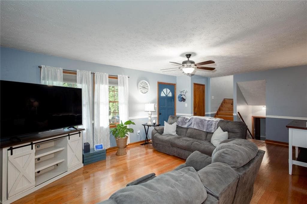 4 bedroom, 2 bathroom, 1,570 sq ft single family residence under contract at 312 Harris Oaks, Dallas, GA 30157 — photo 5